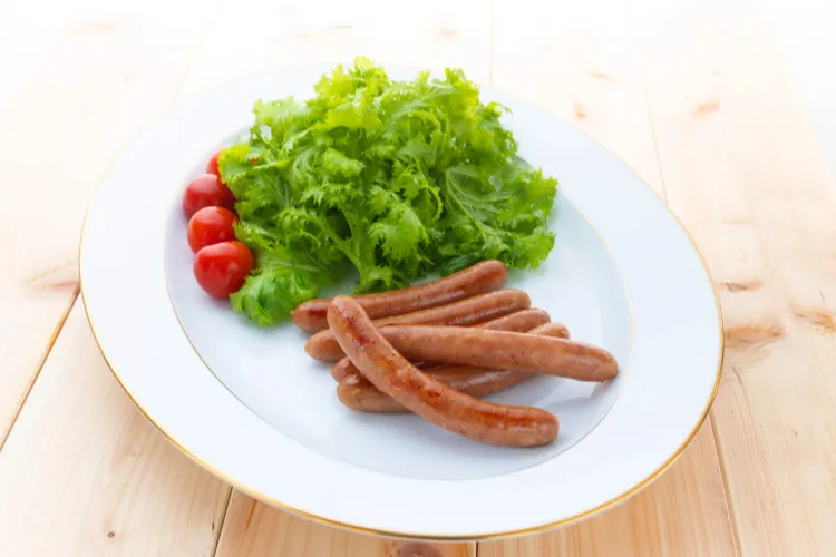 荒挽きウインナー　盛り付け例